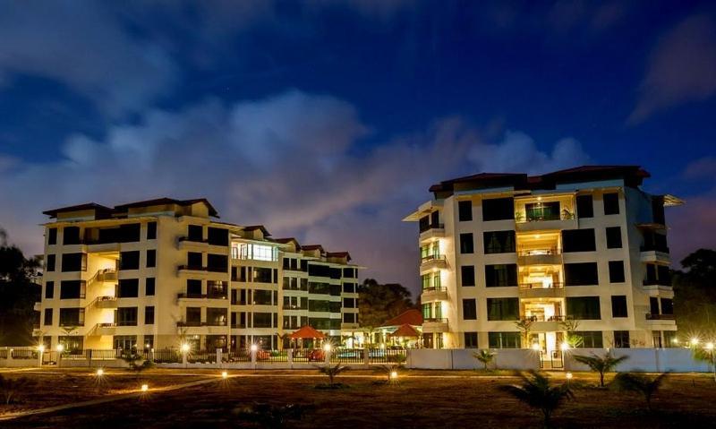 צראטינג Samsuria Beach Apartment Resort מראה חיצוני תמונה